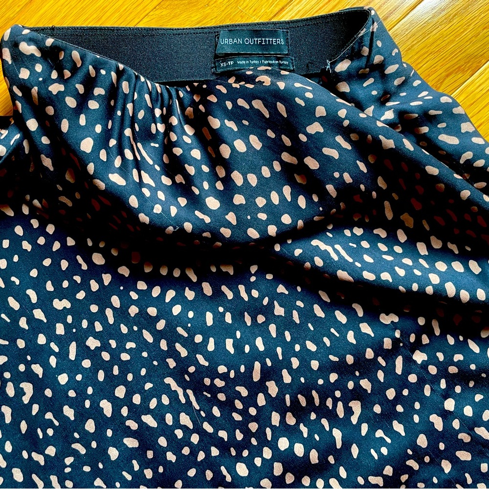 Urban outfitters mini animal print skirt 🖤